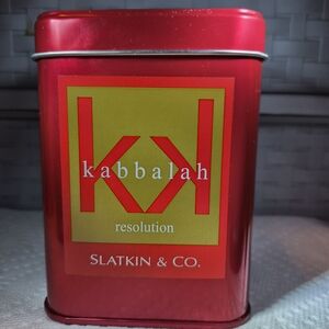 Resolution Slatkin & Co Kabbalah Candle & Red String